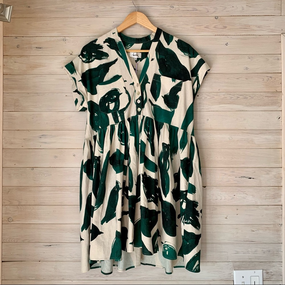 NWT Heinui Noe Dress in Green Birds Print - Size M